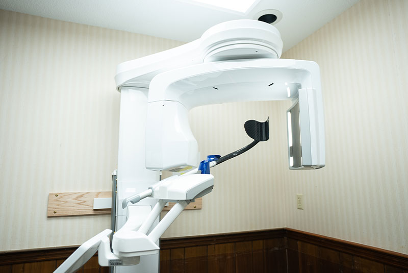 Advanced dental technology at McMinn Dental Center